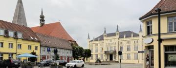 Hotels with Parking in Bützow