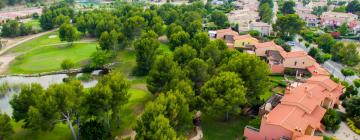 Hoteles con piscina en Bonmont Terres Noves