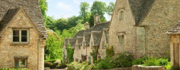 Hotels with Parking in Bibury