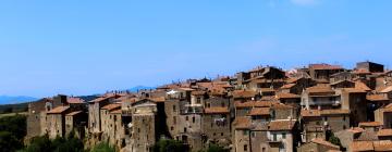 Holiday Rentals in Farnese