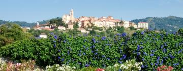 Apartments in Diano Castello