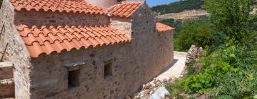 Cheap hotels in Khromonastírion