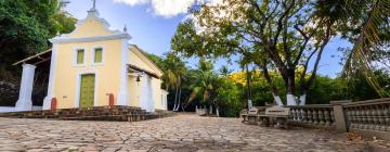 Hoteles con estacionamiento en Coqueiro