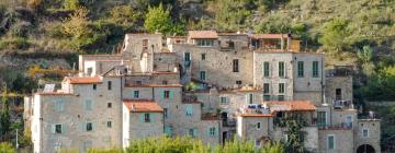 Hotels with Parking in Torri