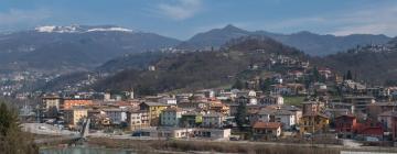 Hôtels avec parking à SantʼOmobono Imagna