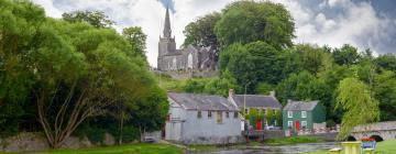 Hoteles con estacionamiento en Castletownroche