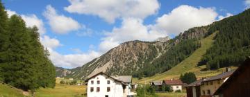 Cheap Hotels in Tschierv