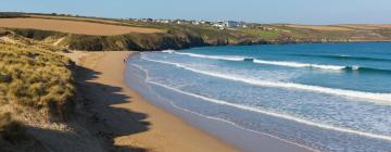 Hotels with Parking in Crantock