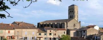 Hotels with Parking in Montolieu