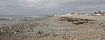 Holiday Rentals in Borth