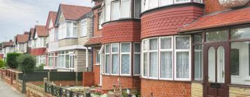 Apartments in Greenford