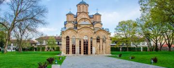 Hotels amb aparcament a Gracanica