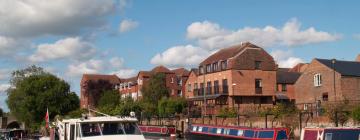 Hotels with Parking in Tewkesbury