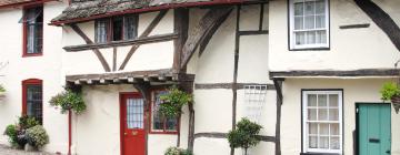 Hotels with Parking in Steyning