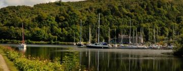 Hotels with Parking in Lochgilphead