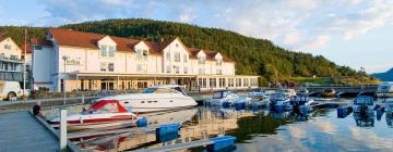 Hotels with Parking in Sand