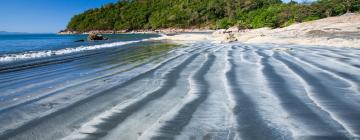 Hotels with Parking in Koh Chang Ranong