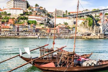 Aluguel de carros em Porto: reserve um carro com preço baixo