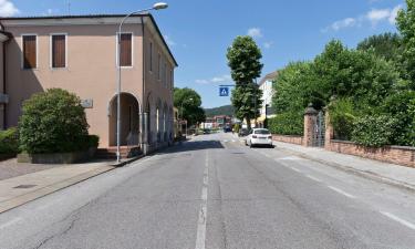 Parkimisega hotellid sihtkohas Treponti