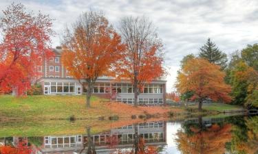 Hotels with Parking in Northampton