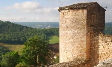 Hoteles familiares en Puycelci