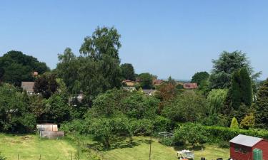 Hotels with Parking in Hedge End