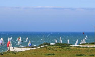 Holiday Rentals in Niton