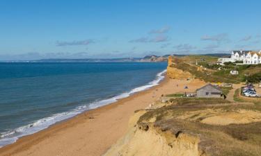 Hotels with Parking in Burton Bradstock