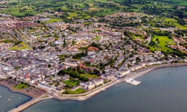 Hoteles con estacionamiento en Warrenpoint