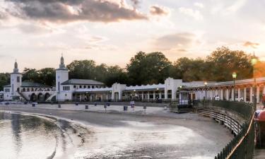 Hoteles con estacionamiento en Rye