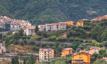 Hotel dengan Parking di Taverna