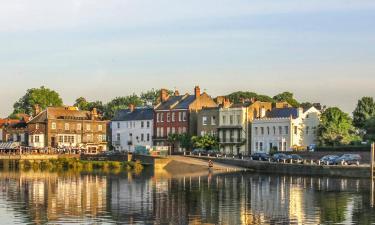 Hotels with Parking in Isleworth