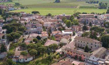 Family Hotels in San Pietro in Vincoli