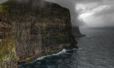 Hotels in Við Gjógv