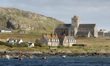 Cheap hotels in Iona