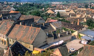 Hotely s parkováním v destinaci Cisnădie