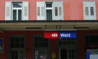 Hotels with Parking in Wald