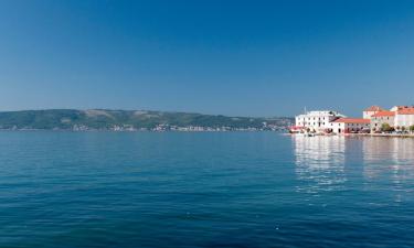 Alloggi vicino alla spiaggia a Kaštel Lukšić