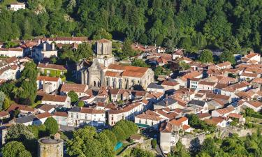 Hoteles con estacionamiento en Vouvant