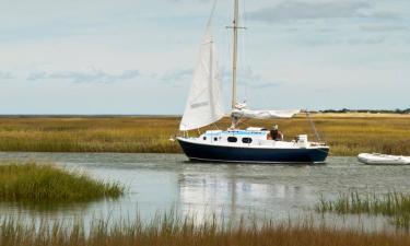 Hoteles con estacionamiento en Yarmouth Port