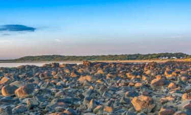 Hotels with Pools in Longniddry