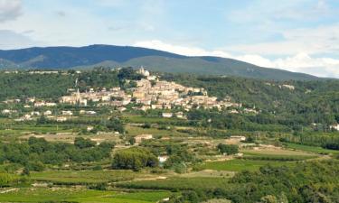 Holiday Rentals in Uchaud