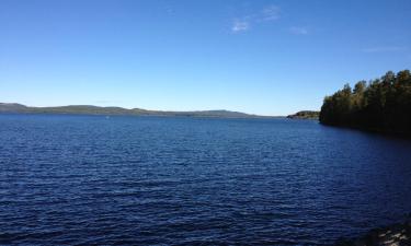 Boenden vid stranden i Hällefors