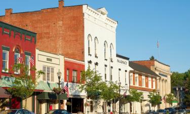 Hotels with Parking in Hudson