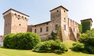 Hotels amb aparcament a Romano di Lombardia