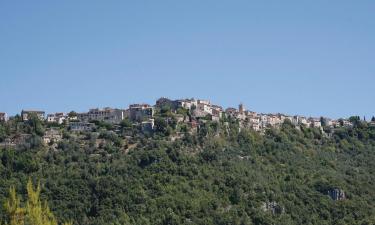 Saint-Cézaire-sur-Siagne şehrindeki otoparklar