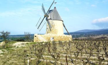 Sallèles-Cabardès şehrindeki otoparklar