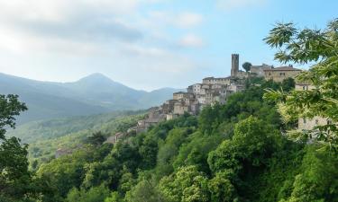 Hoteli s parkiriščem v mestu Castelnuovo di Val di Cecina