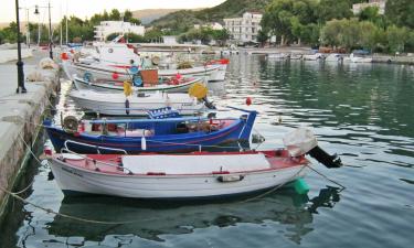 Vacation Rentals in Neos Pirgos
