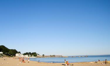 Hoteles con estacionamiento en Crystal Beach